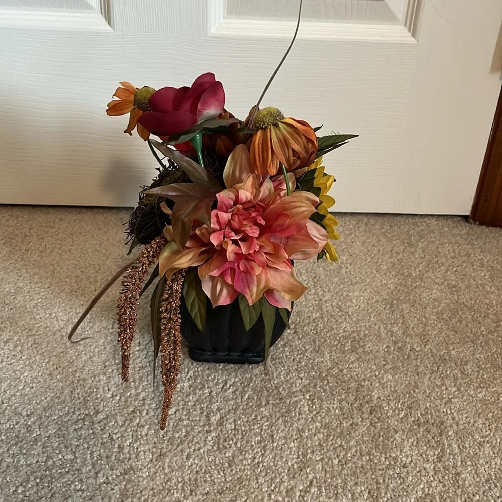 Faux Floral Arrangement in Black Vase